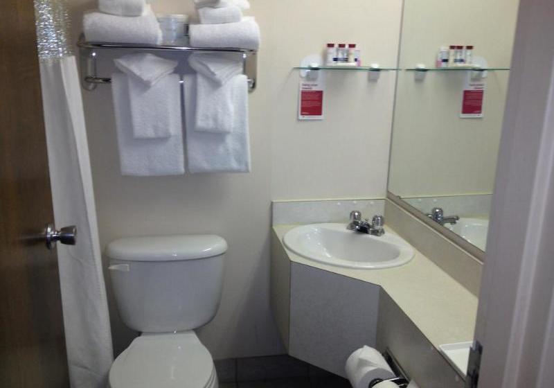 هتل Ramada Yorkton