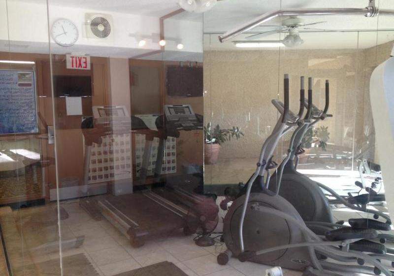 هتل Ramada Yorkton