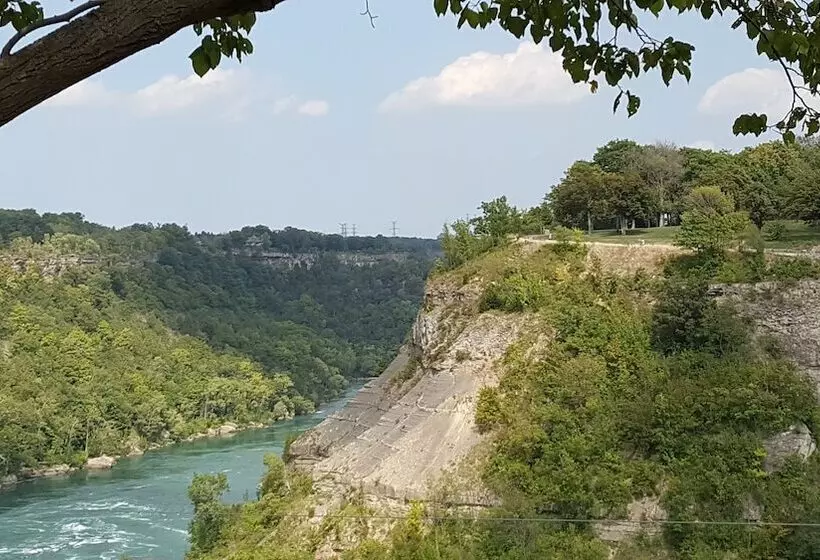 Szálloda River Rapids Inn
