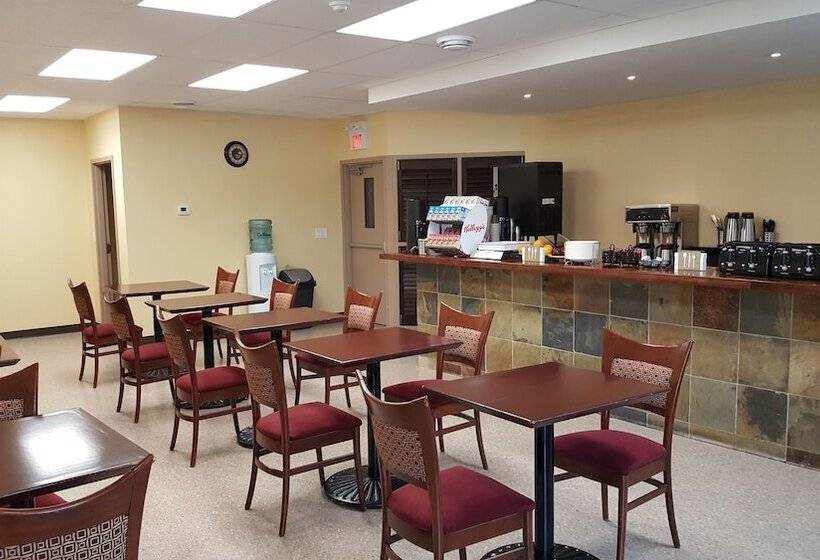 فندق River Rapids Inn