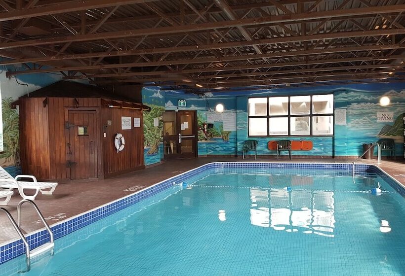 فندق River Rapids Inn