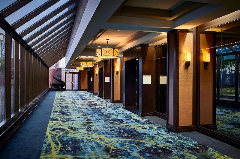 酒店 Sheraton Hamilton