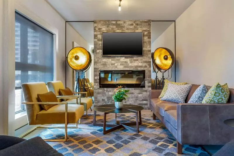 The Insignia Hotel, Sarnia, A Tribute Portfolio