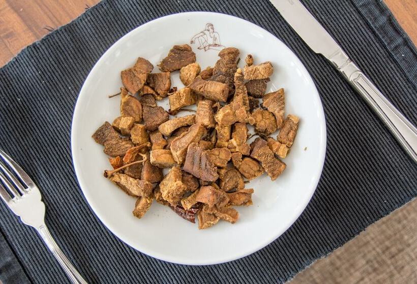 فندق The Lakeside At Nuwarawewa