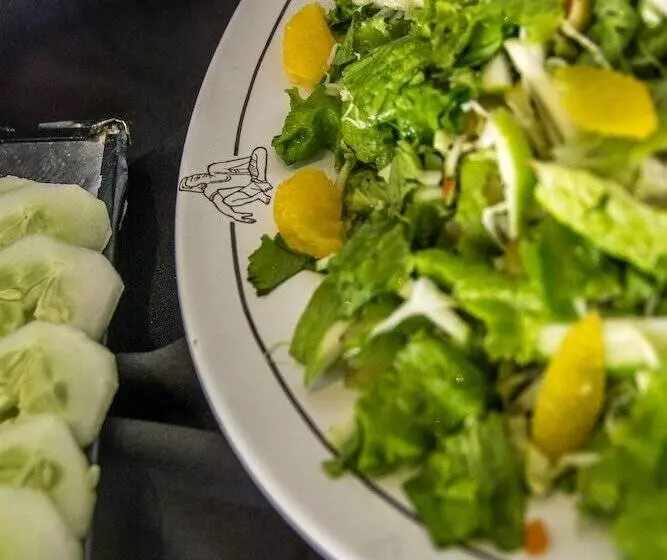 Otel The Lakeside At Nuwarawewa