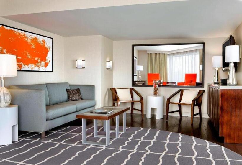 فندق The Westin Ottawa