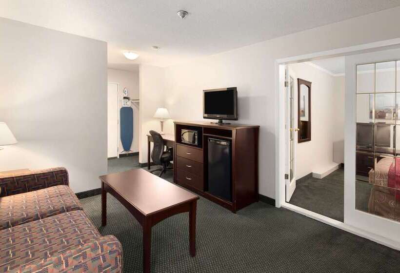 Szálloda Travelodge By Wyndham Nanaimo