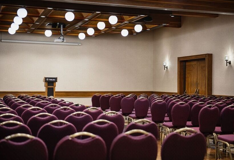 Valhalla Hotel & Conference Centre