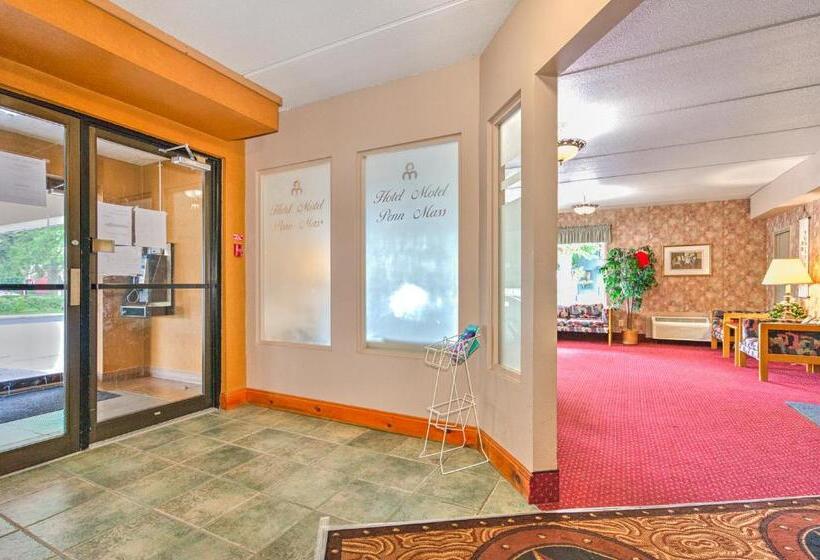 Motel Penn   Mass