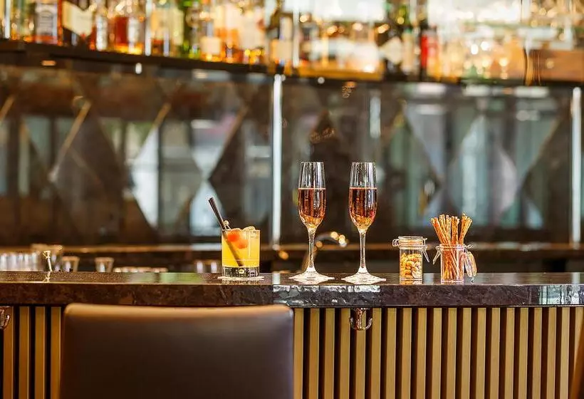 בית מלון כפרי Locke Am Platz Zurich