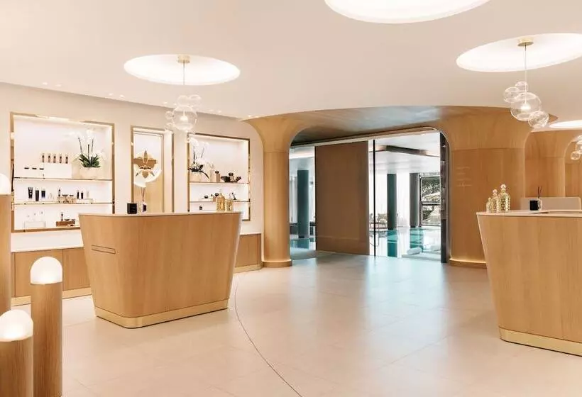 בית מלון כפרי Beaurivage Palace