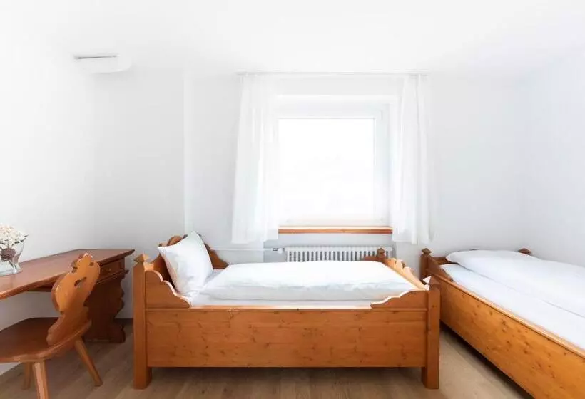 Eden Hotel Und Restaurant