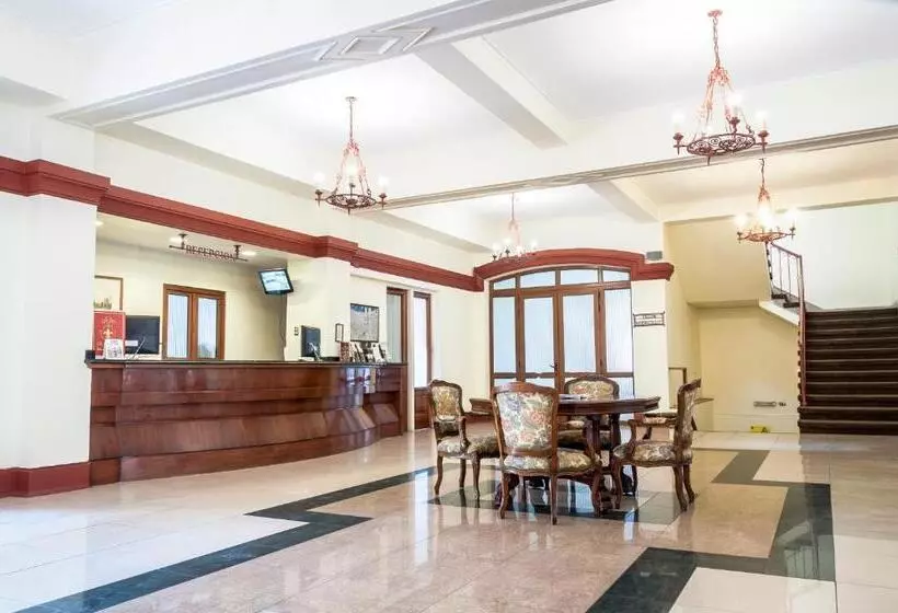 هتل Francisco De Aguirre