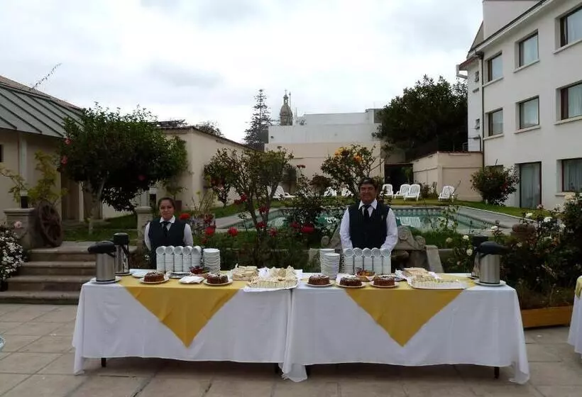 هتل Francisco De Aguirre