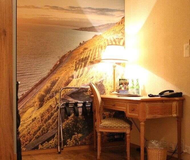 هتل Hostellerie De Genève