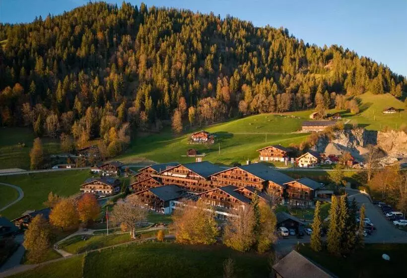 Hotel Huus Gstaad