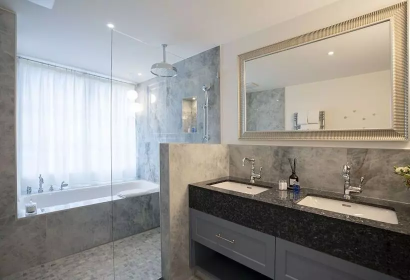 ホテル Le Mirabeau Resort & Spa Zermatt