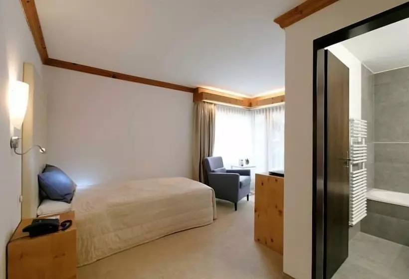 ホテル Le Mirabeau Resort & Spa Zermatt