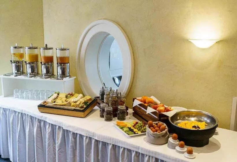 Hotel Neuhaus Golf & Strand