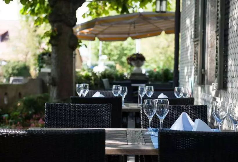 Отель Weisses Kreuz