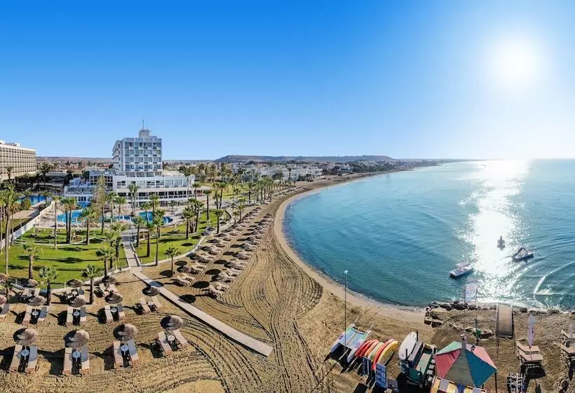 هتل Golden Bay Beach