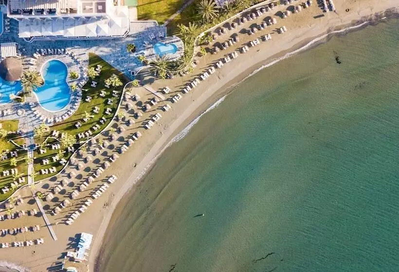 هتل Golden Bay Beach