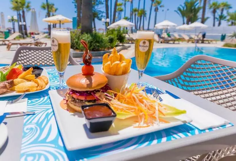 هتل Golden Bay Beach