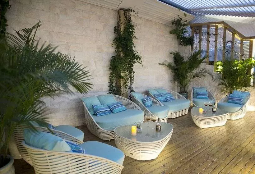 בית מלון כפרי Shantou International