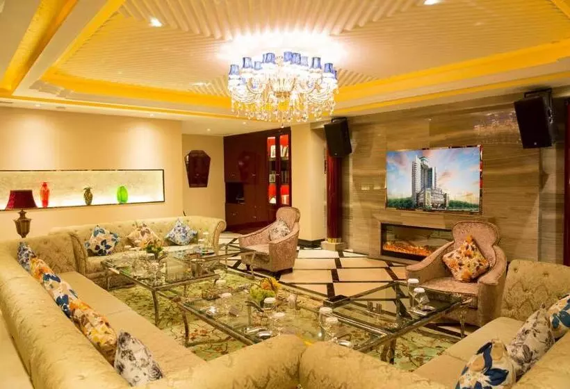 בית מלון כפרי Shantou International