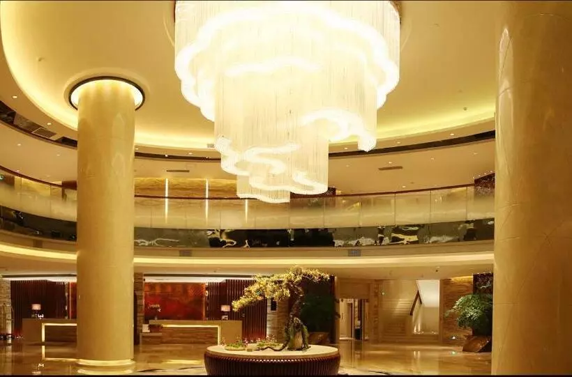 בית מלון כפרי Shantou International