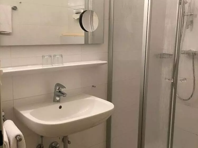 Altes Gasthaus Kuhr Hotel & Restaurant