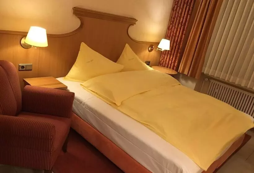 Altes Gasthaus Kuhr Hotel & Restaurant