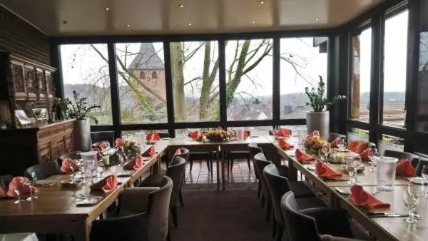 酒店 Burg Wassenberg