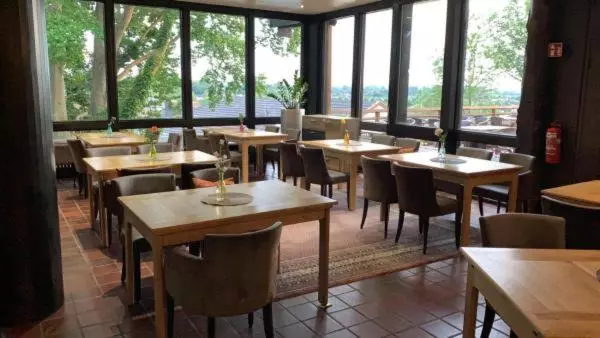 酒店 Burg Wassenberg