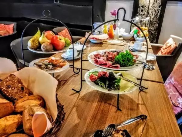 酒店 Burg Wassenberg