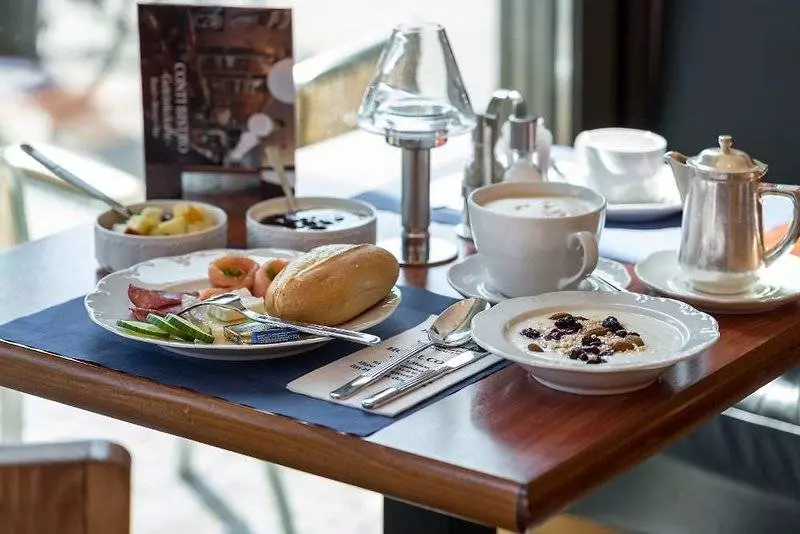 ホテル Conti Am Hauptbahnhof