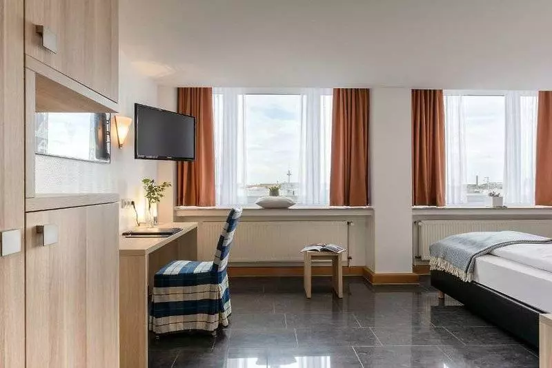 ホテル Conti Am Hauptbahnhof