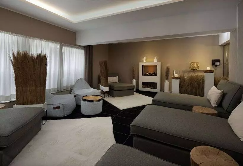 هتل Doubletree By Hilton Hannover Schweizerhof