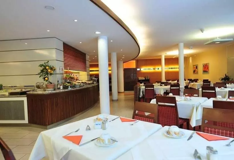 هتل Flandrischer Hof