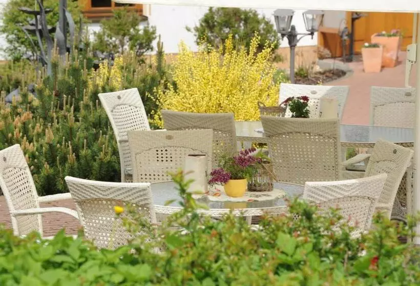 Freund   Privathotels Dr Lohbeck