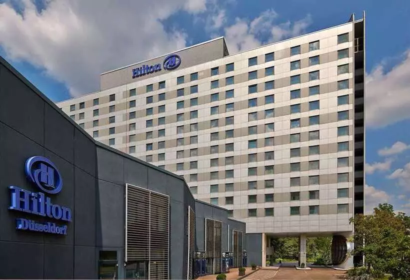 هتل Hilton Dusseldorf