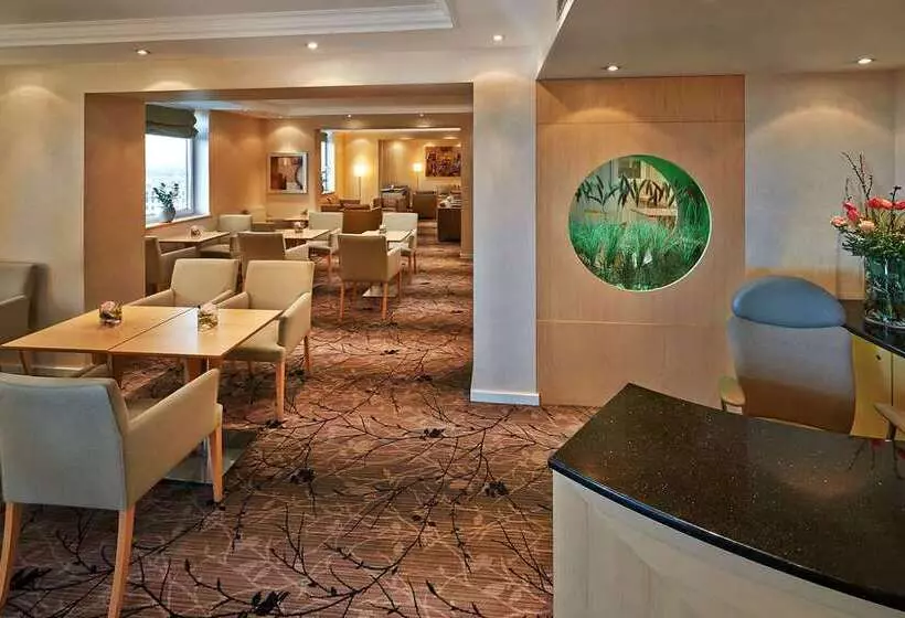 هتل Hilton Dusseldorf