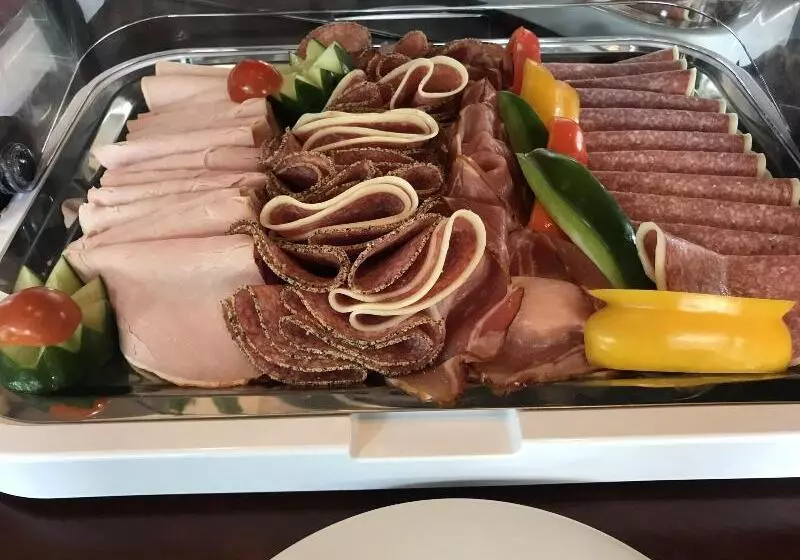 בית מלון כפרי Karaman Group