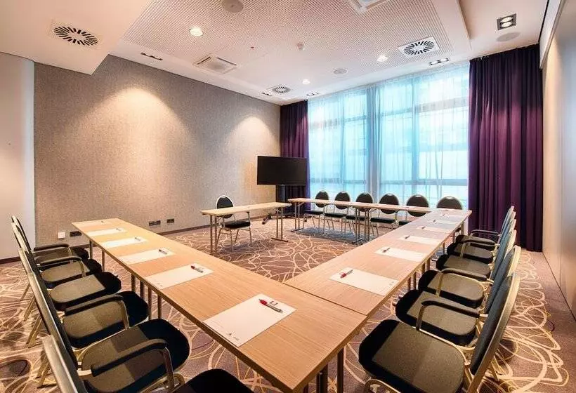 Leonardo Hotel Wolfsburg City Center