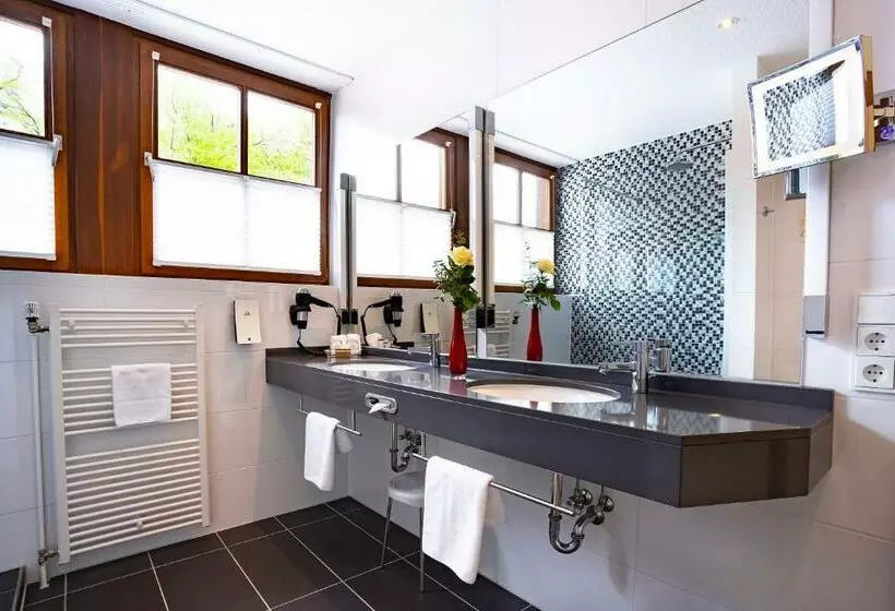 ホテル Ring Der Waldkater