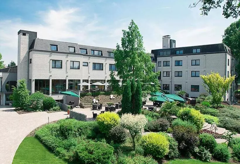 See Und Sporthotel Ankum Mit Lakeside Apartments