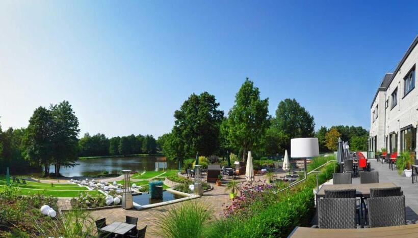 See Und Sporthotel Ankum Mit Lakeside Apartments