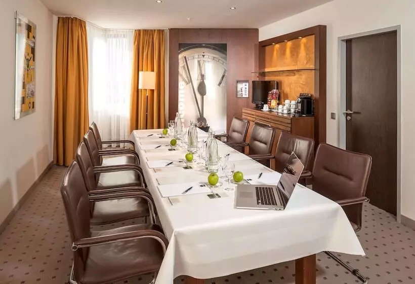 فندق Essential By Dorint Frankfurt Niederrad