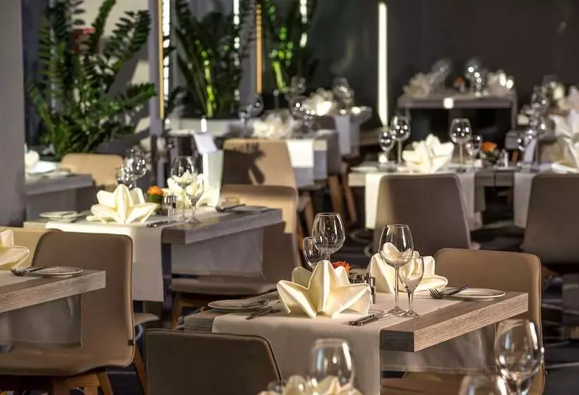 فندق Essential By Dorint Frankfurt Niederrad