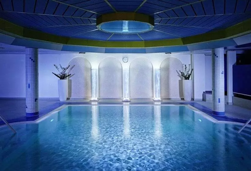 فندق Essential By Dorint Frankfurt Niederrad